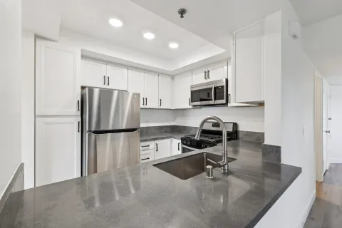 $599,900 | 2077 Lakeridge Circle, Unit 104, Chula Vista, CA 91913