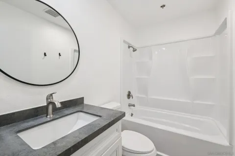 $599,900 | 2077 Lakeridge Circle, Unit 104, Chula Vista, CA 91913