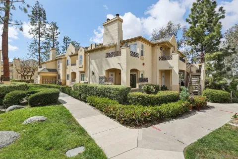 $599,900 | 2077 Lakeridge Circle, Unit 104, Chula Vista, CA 91913