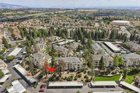 $599,900 | 2077 Lakeridge Circle, Unit 104, Chula Vista, CA 91913