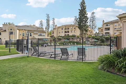 $599,900 | 2077 Lakeridge Circle, Unit 104, Chula Vista, CA 91913