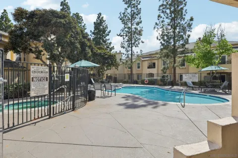 $599,900 | 2077 Lakeridge Circle, Unit 104, Chula Vista, CA 91913