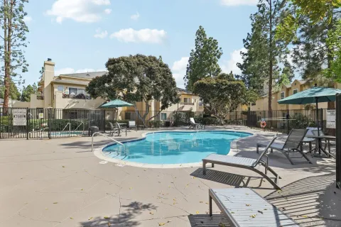 $599,900 | 2077 Lakeridge Circle, Unit 104, Chula Vista, CA 91913