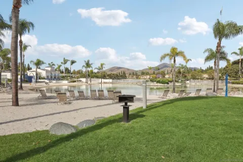 $599,900 | 2077 Lakeridge Circle, Unit 104, Chula Vista, CA 91913
