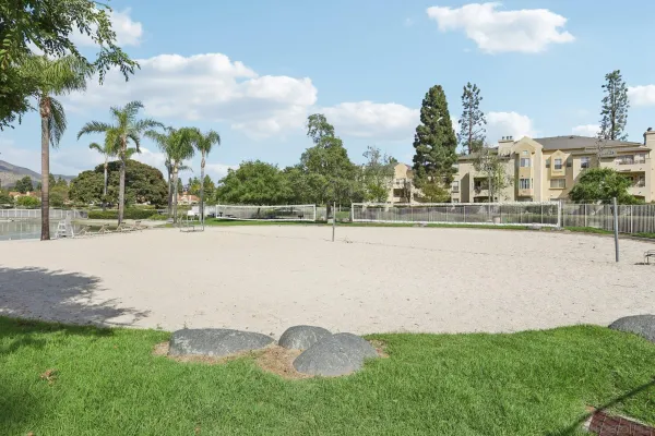$599,900 | 2077 Lakeridge Circle, Unit 104, Chula Vista, CA 91913