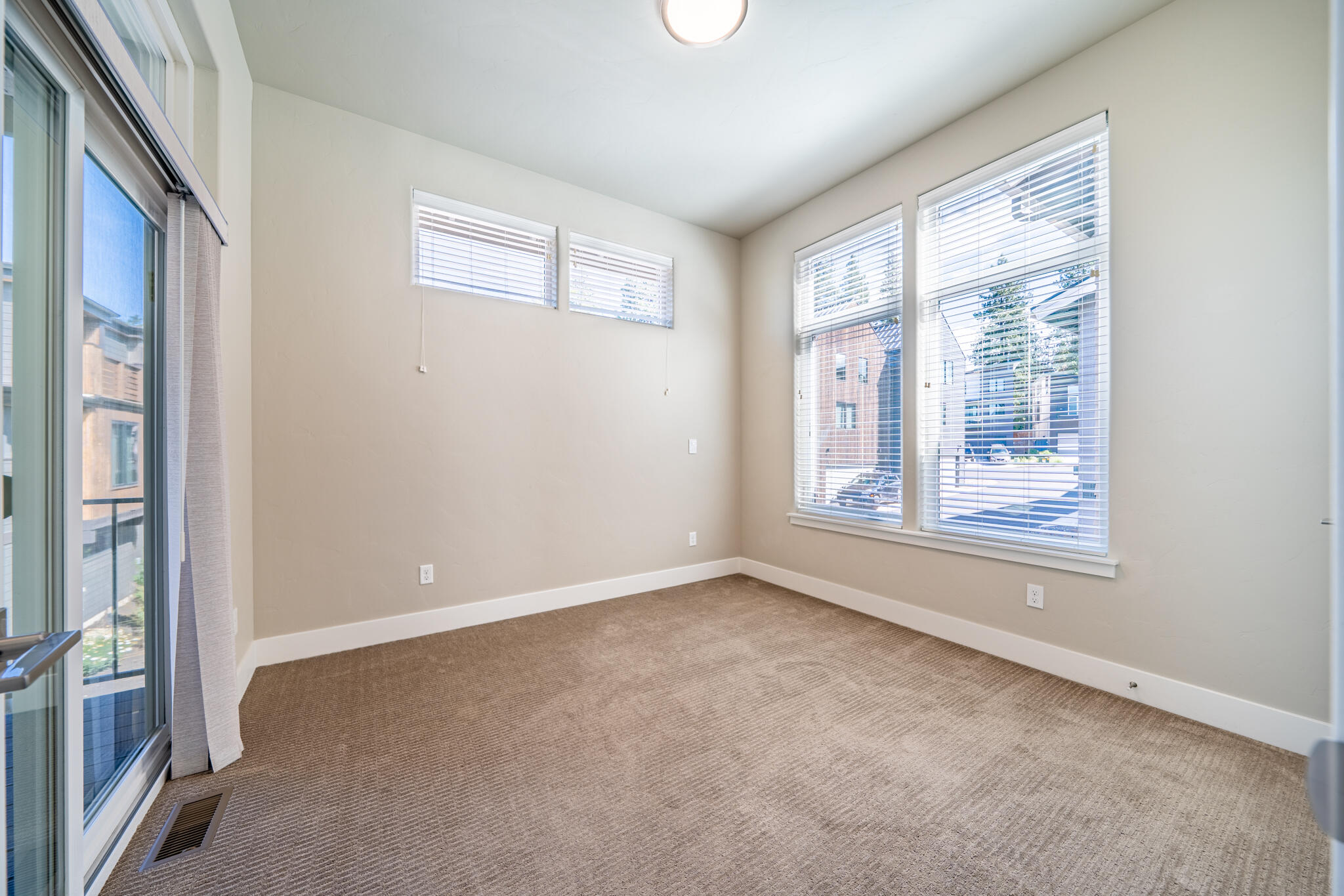 61574 Southwest Blakely Road Bend, OR 97702 - Photo 31 of 45 61574 NW Blakely Rd-19