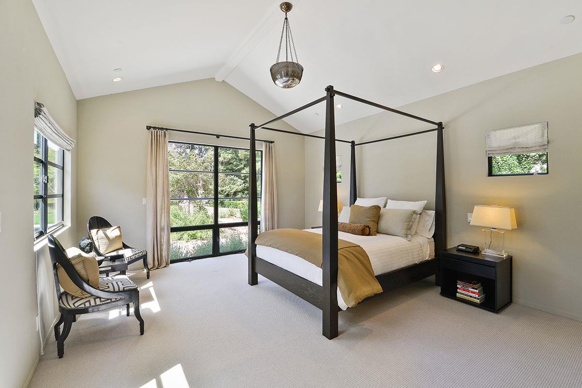 48 Gresham Lane Atherton, CA 94027 - Photo 13 of 39