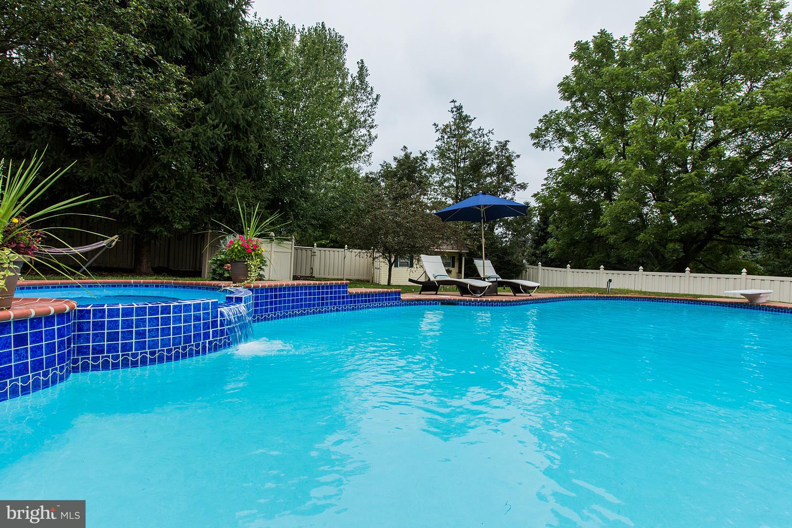 22 Round House Drive Lititz, PA 17543 - Photo 6 of 59 Gallery Image 6