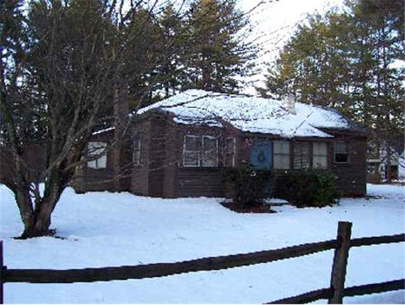 23 N Road Kingston, NH 03848 - Photo 1 of 5