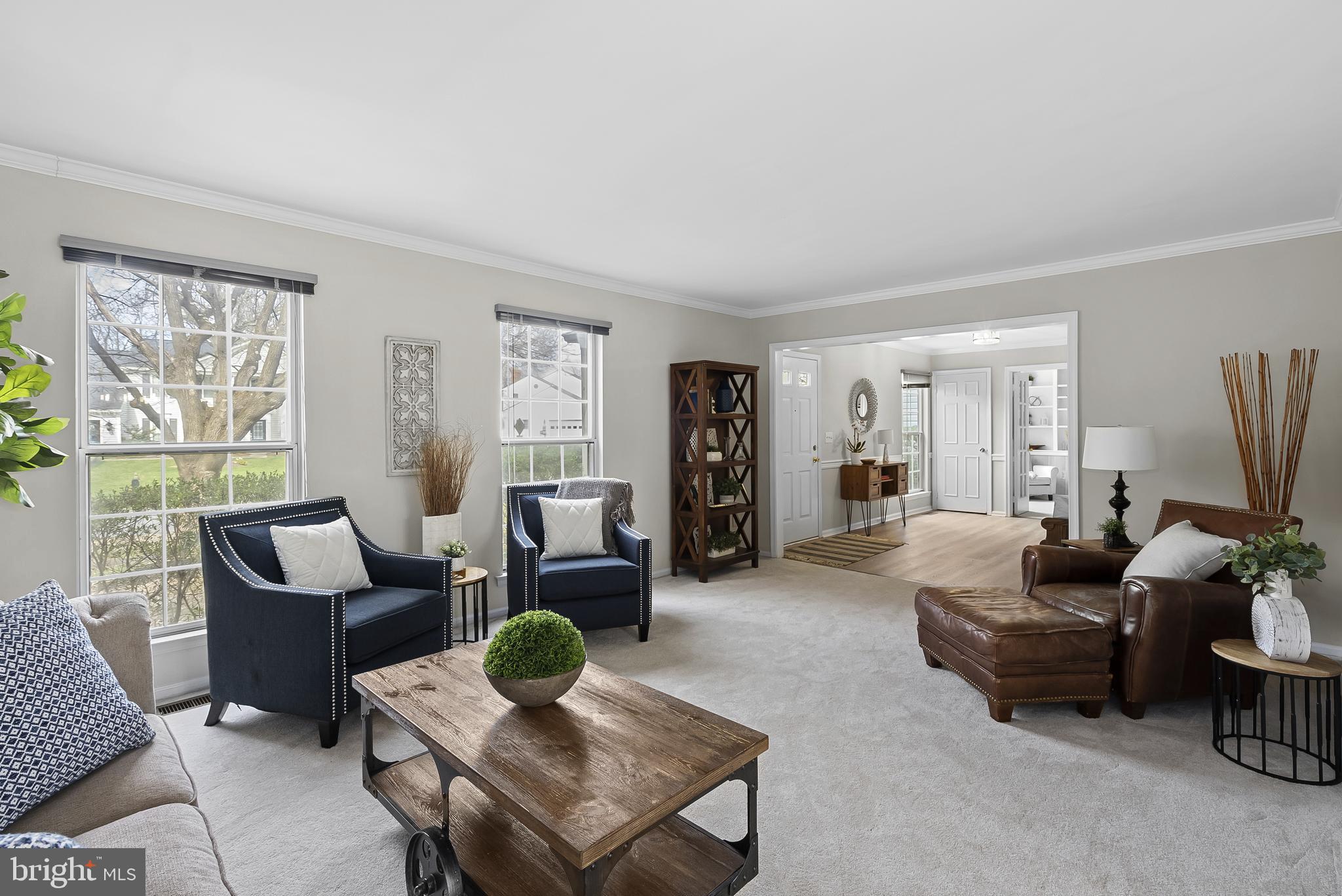 3 Moss Road Sterling, VA 20165 - Photo 14 of 77 Relax in the Bright and Spacious Living Room