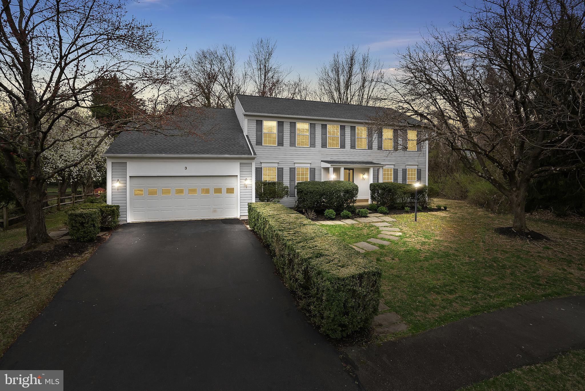 3 Moss Road Sterling, VA 20165 - Photo 5 of 77 4BR/3.5BA Colonial on 0.48ac Backing to TREES!