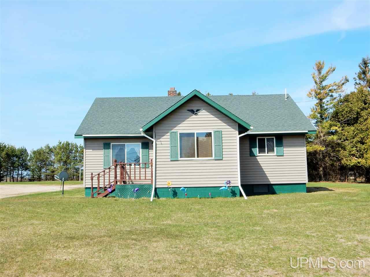 6563 .25 Road Garden, MI 49835 - Photo 5 of 30