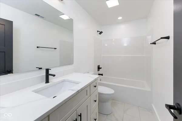 $479,000 | 630 Mill Spring Drive, Coatesville, IN 46121