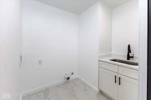 $479,000 | 630 Mill Spring Drive, Coatesville, IN 46121