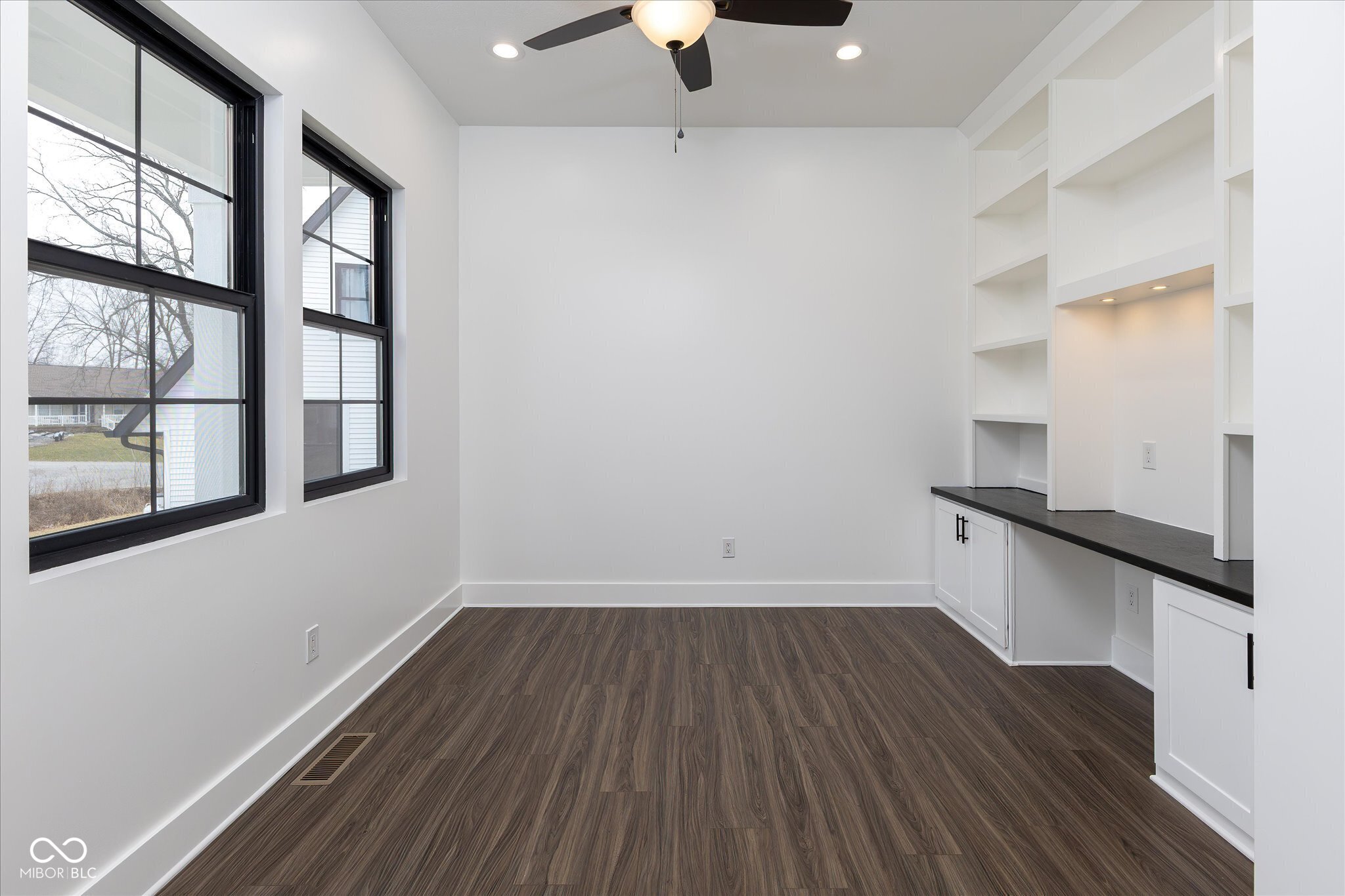 630 Mill Spring Drive Coatesville, IN 46121 - Photo 4 of 26