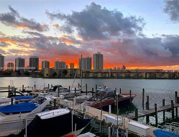 $1,850 | 18031 Biscayne Boulevard, Unit 303, Aventura, FL 33160
