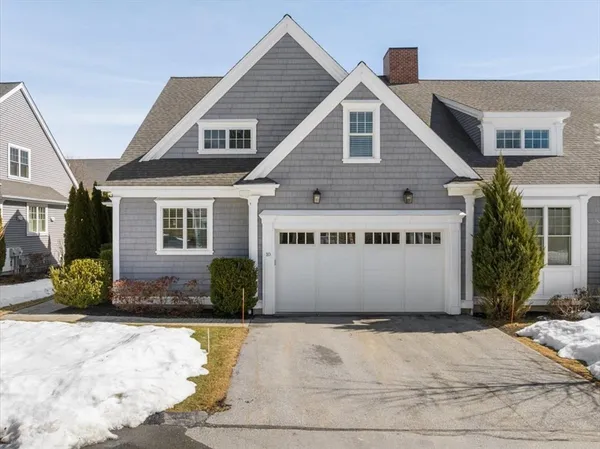 $949,900 | 10 Tanglewood Drive, Unit 10, Framingham, MA 01701