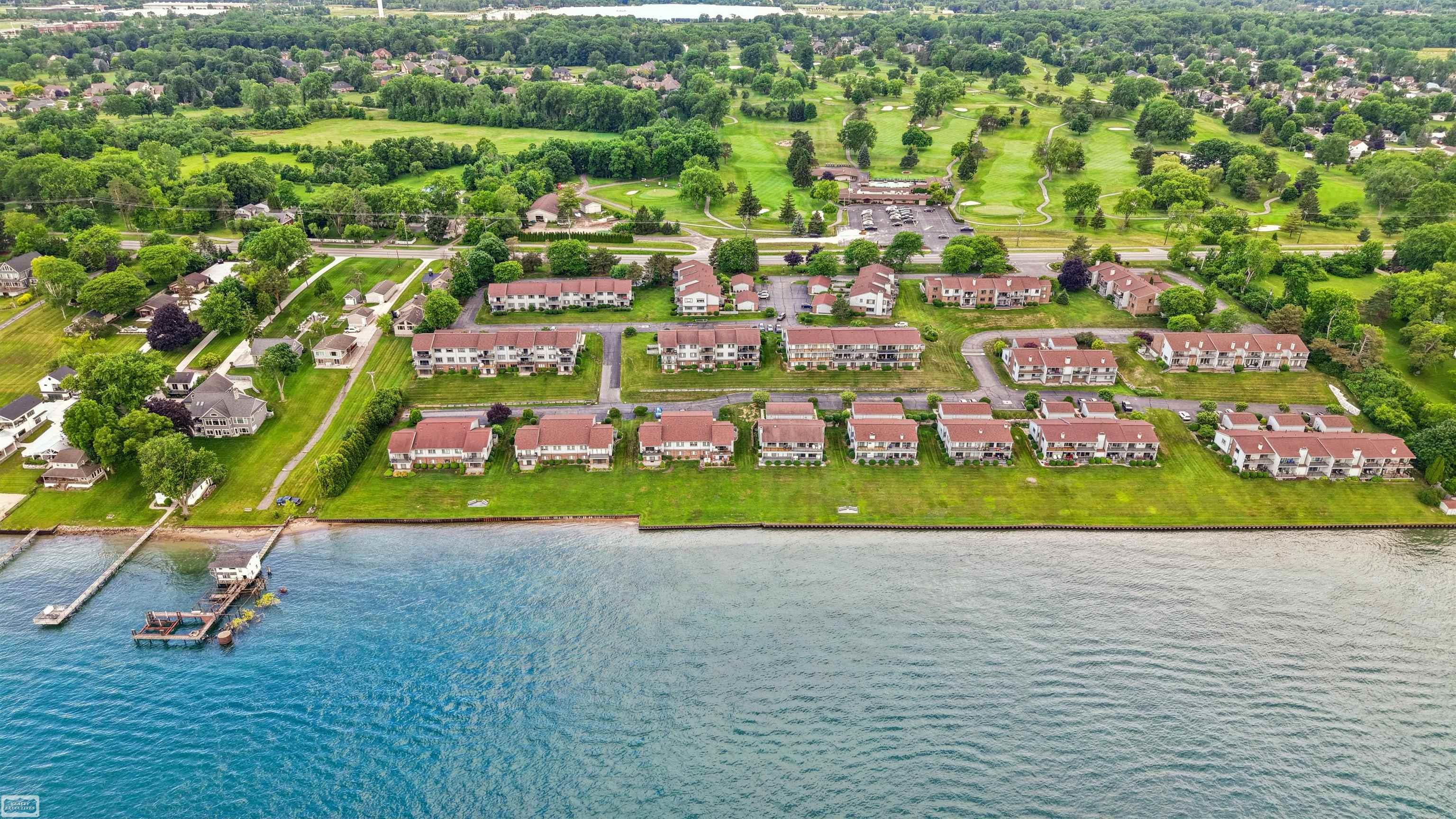 1715 River Road St. Clair, MI 48079 - Photo 3 of 34