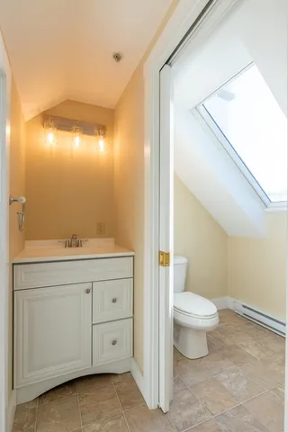 $335,000 | 10 Summer Street, Unit 7, Rockport, ME 04856