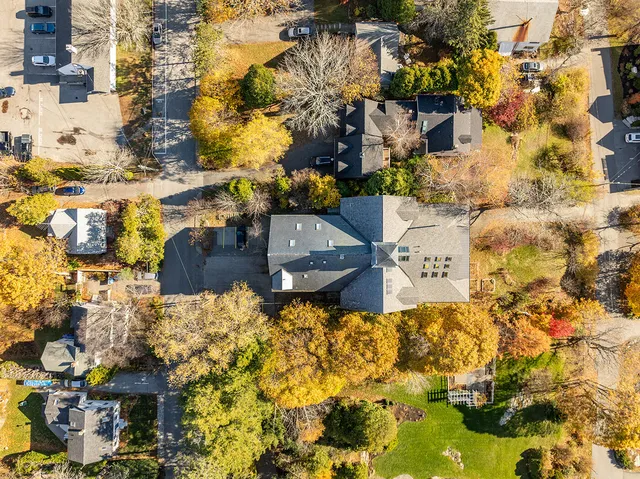 $335,000 | 10 Summer Street, Unit 7, Rockport, ME 04856