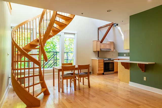 $335,000 | 10 Summer Street, Unit 7, Rockport, ME 04856