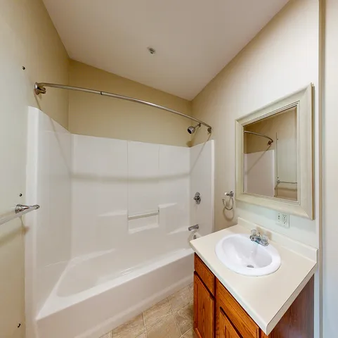 $335,000 | 10 Summer Street, Unit 7, Rockport, ME 04856