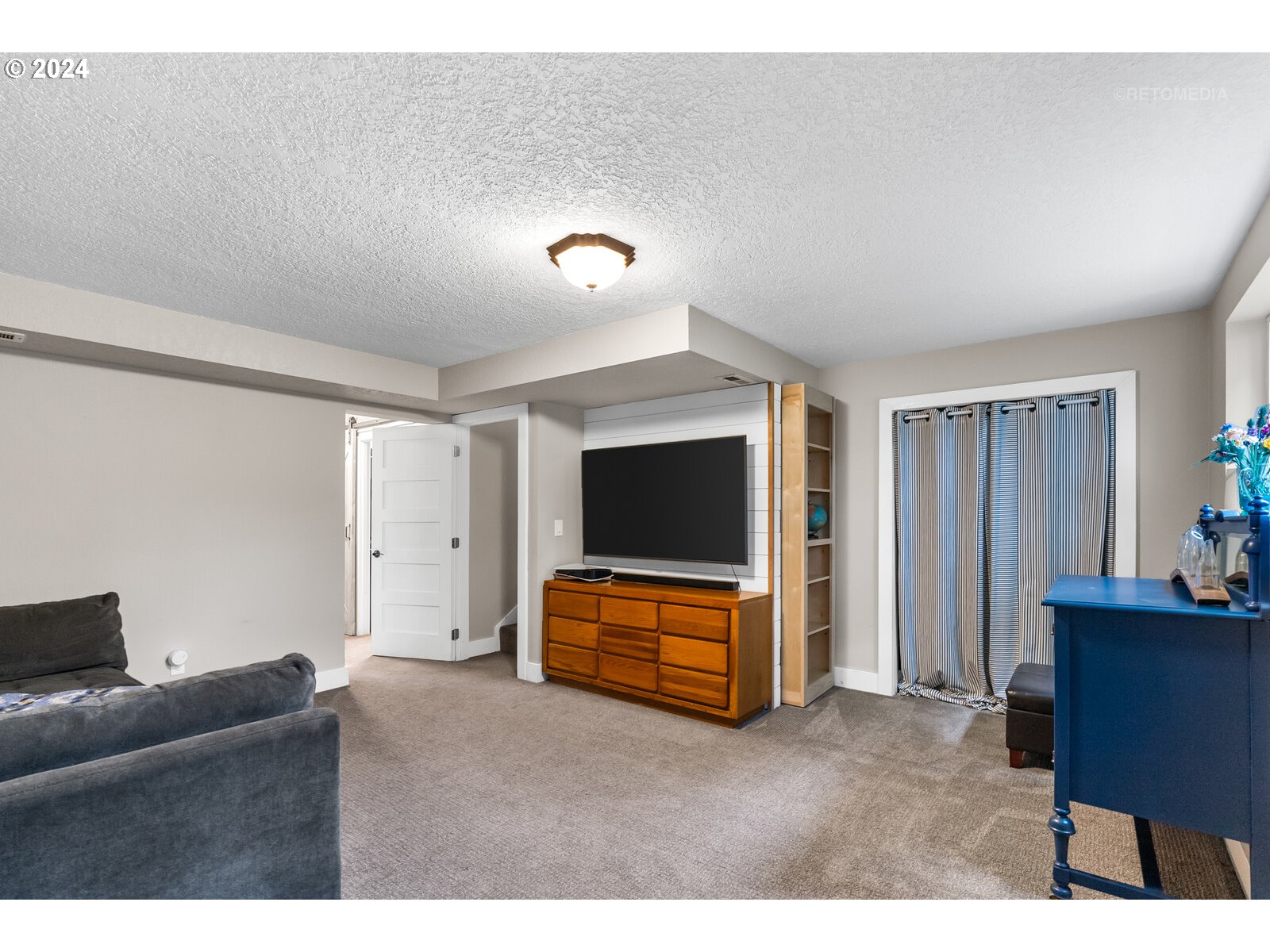 18665 Southwest Hart Road Beaverton, OR 97007 - Photo 16 of 33 Gallery Image 16