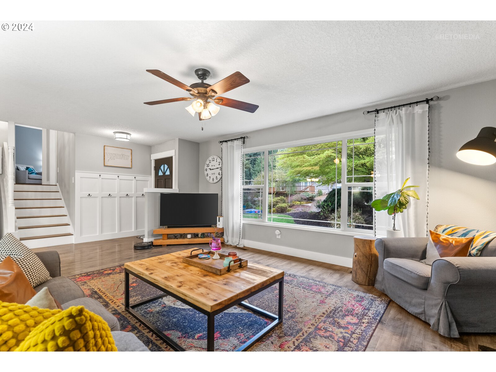 18665 Southwest Hart Road Beaverton, OR 97007 - Photo 5 of 33 Gallery Image 5