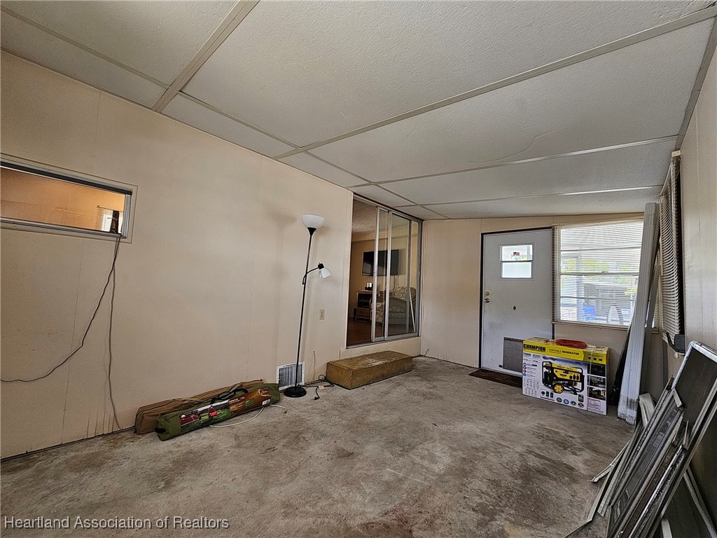 8019 Von Maxcy Road Sebring, FL 33870 - Photo 17 of 27 Gallery Image 17