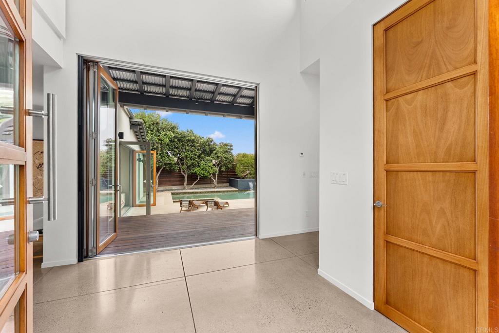 1866 Sheridan Road Encinitas, CA 92024 - Photo 10 of 75 Entrance