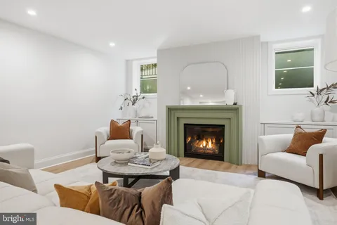 $4,795,000 | 5840 Hilldon Street, McLean, VA 22101