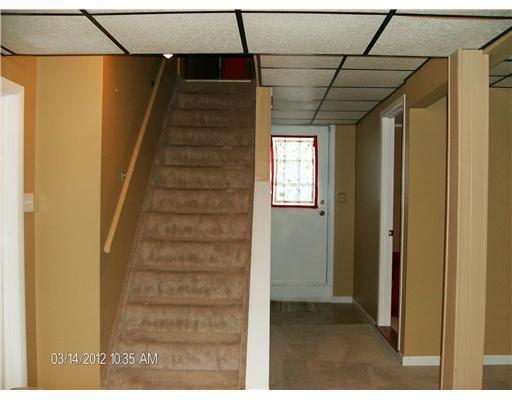 648 Alexander Avenue Monaca, PA 15061 - Photo 11 of 18 Entry/Foyer. *Walk-Out Basement*