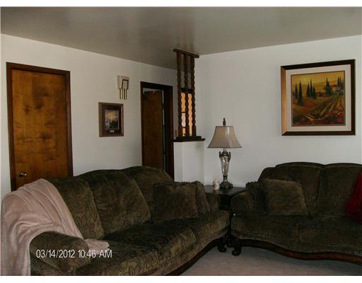Living Room. *Spacious Living Room looking into hallway*