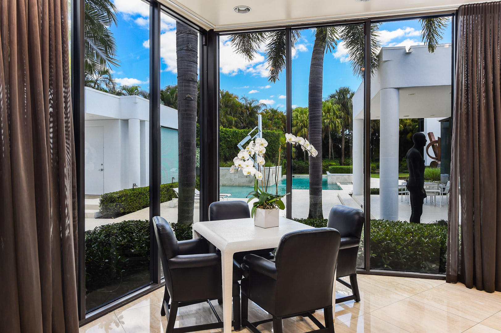 7027 Valencia Drive Boca Raton, FL 33433 - Photo 17 of 42 Breakfast