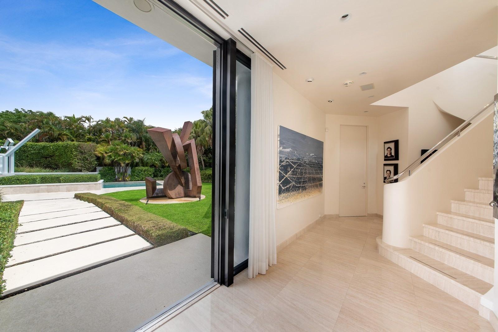 7027 Valencia Drive Boca Raton, FL 33433 - Photo 23 of 42 Master passage