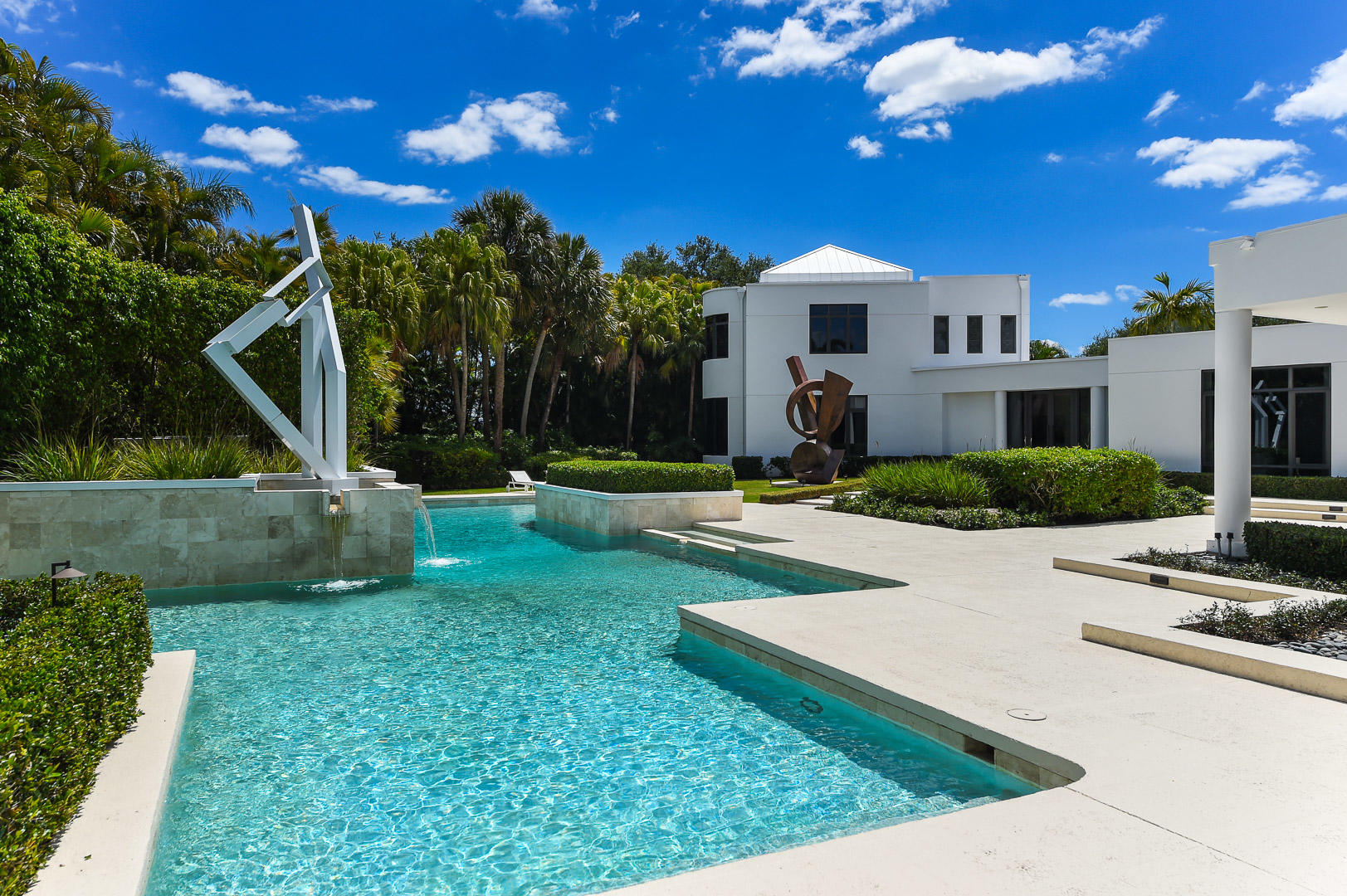7027 Valencia Drive Boca Raton, FL 33433 - Photo 3 of 42 Poolside