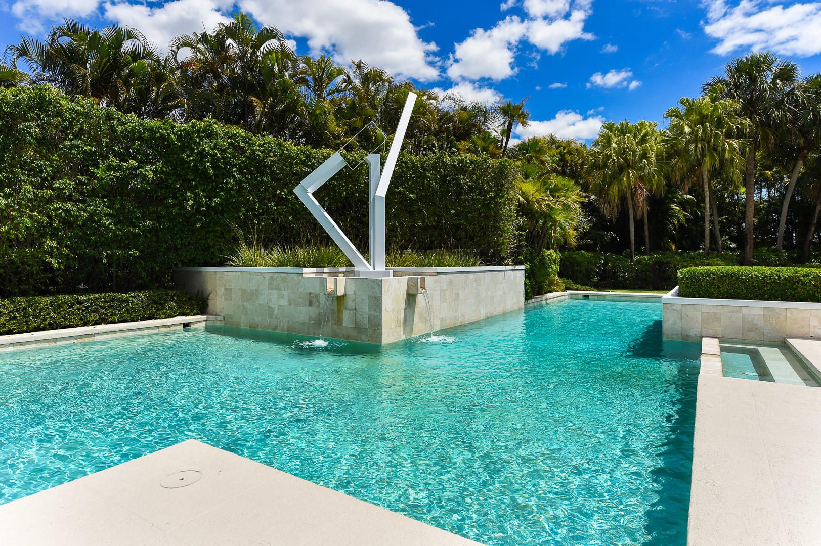 7027 Valencia Drive Boca Raton, FL 33433 - Photo 5 of 42 Poolside