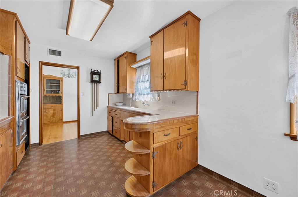 9470-9472 Foster Road Bellflower, CA 90706 - Photo 12 of 61