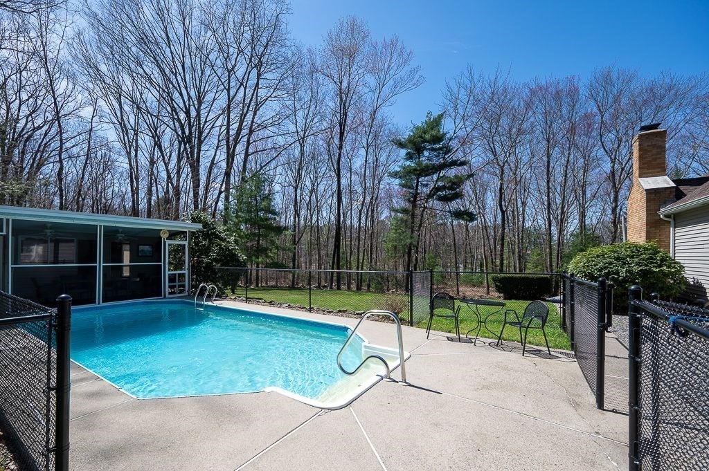75 Stone School Road Sutton, MA 01590 - Photo 30 of 41
