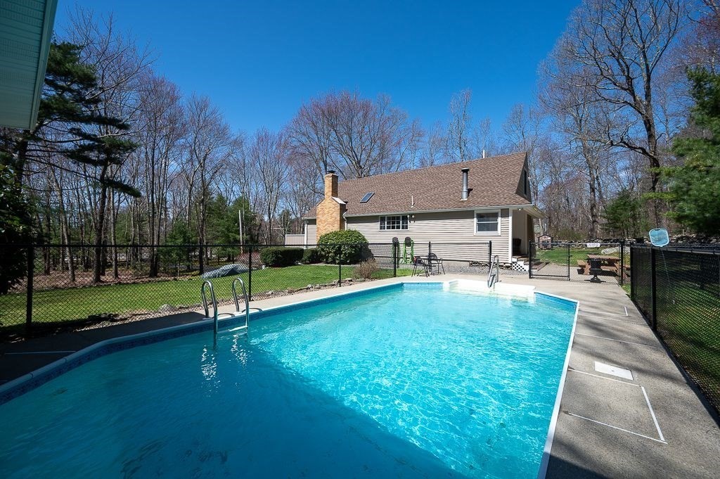 75 Stone School Road Sutton, MA 01590 - Photo 31 of 41