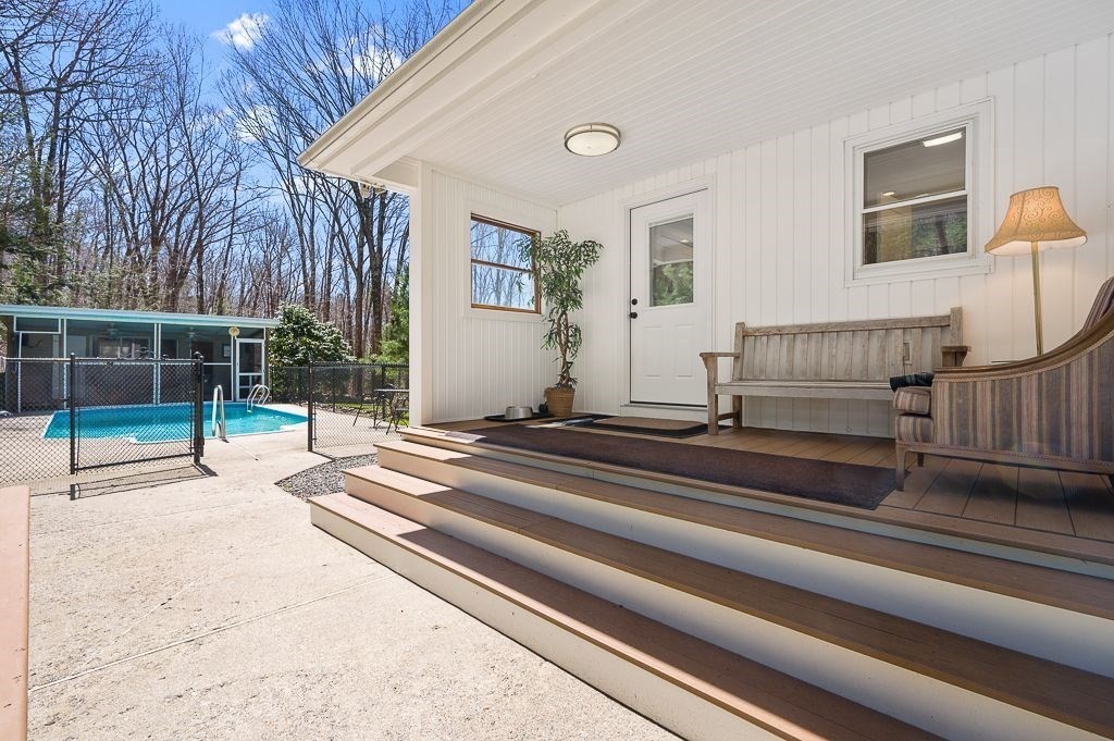 75 Stone School Road Sutton, MA 01590 - Photo 4 of 41