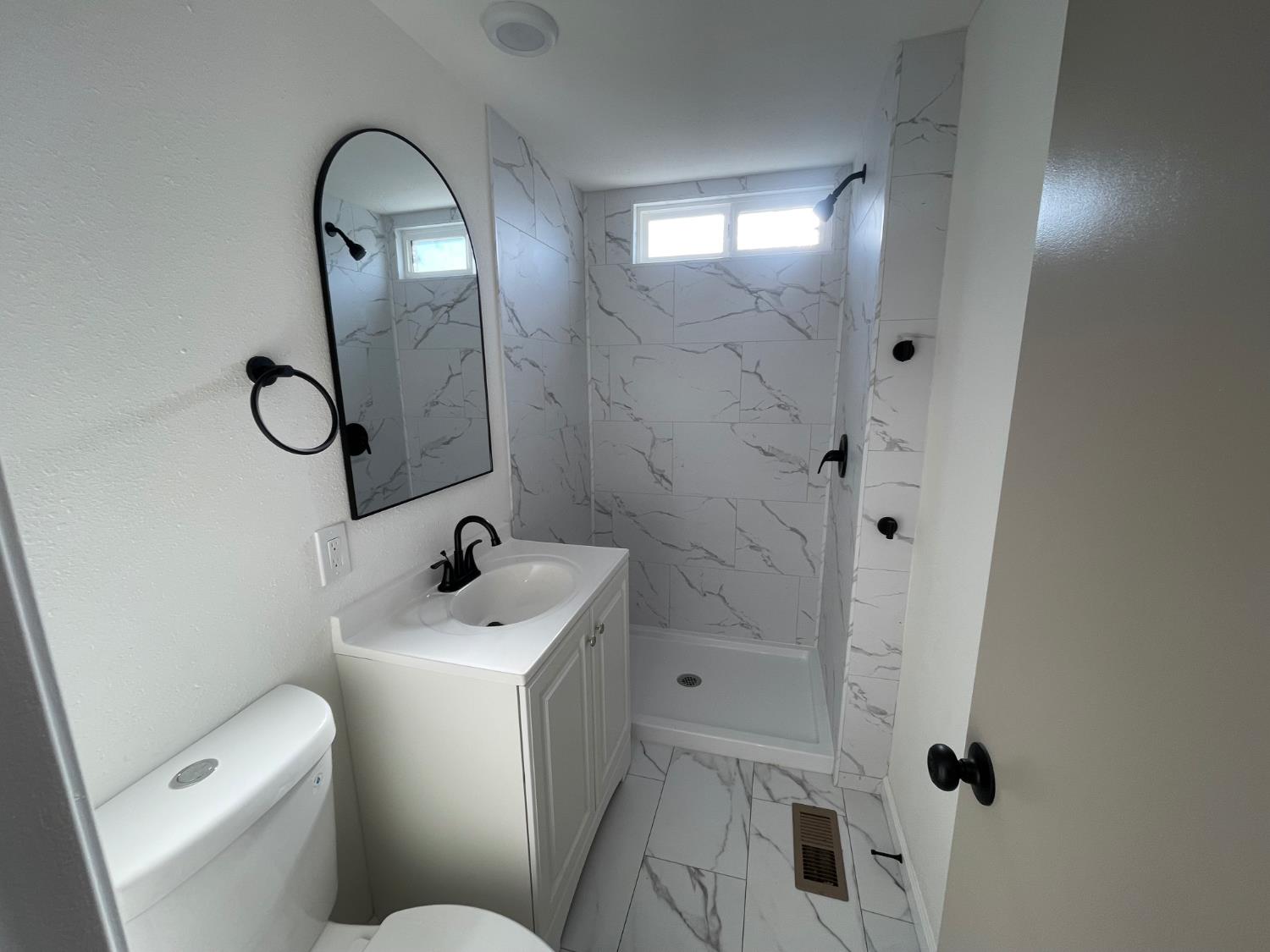 900 Old Stockton Road, Unit 127 Oakdale, CA 95361 - Photo 24 of 40