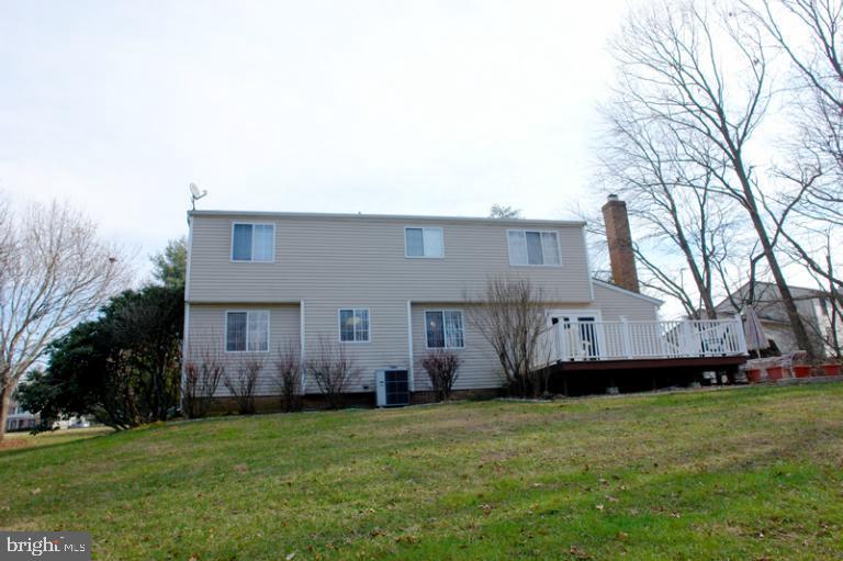 20700 Bell Bluff Road Gaithersburg, MD 20882 - Photo 28 of 30 Back view of the house.