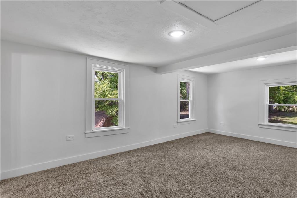 2165 Tuscarawas Road Beaver, PA 15009 - Photo 29 of 39 an empty room with windows