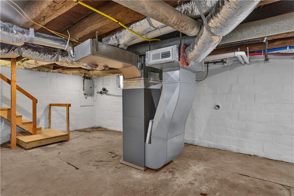 2165 Tuscarawas Road Beaver, PA 15009 - Photo 34 of 39