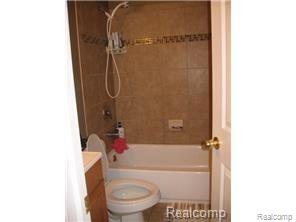 1072 Morris Road Lapeer, MI 48446 - Photo 8 of 17