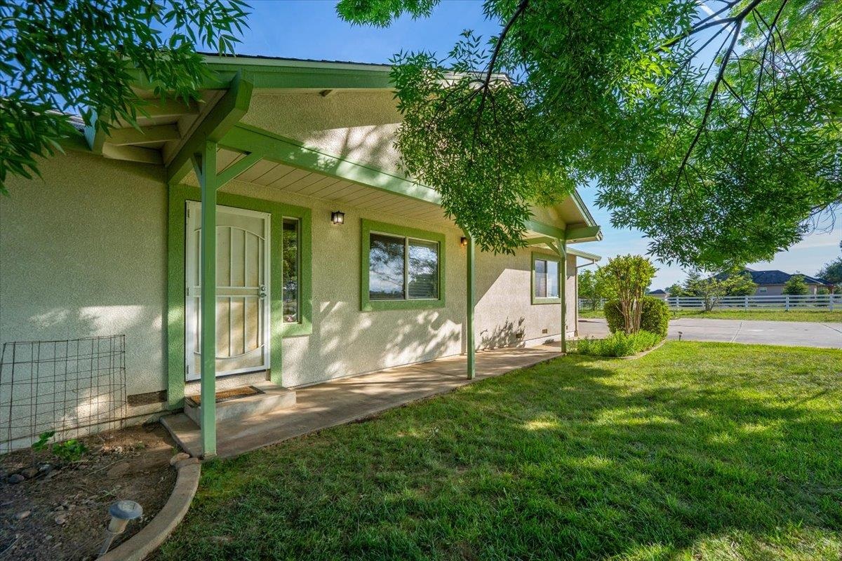 14410 Paynes Creek Road Red Bluff, CA 96080 - Photo 5 of 58