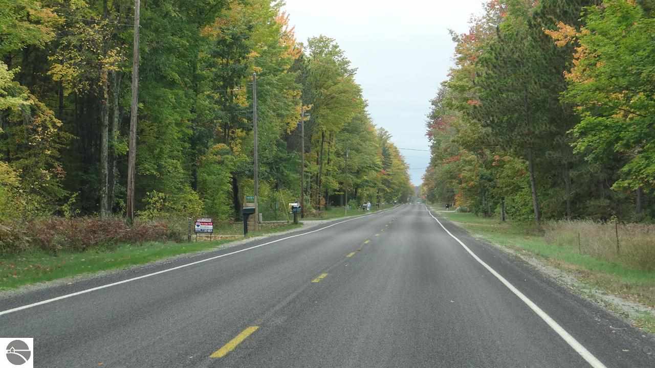 14461 Cinder Road Beulah, MI 49617 - Photo 19 of 20 1777012-18.JPG