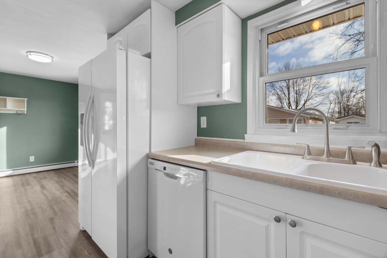 1117 Alva Street Menasha, WI 54952 - Photo 14 of 43