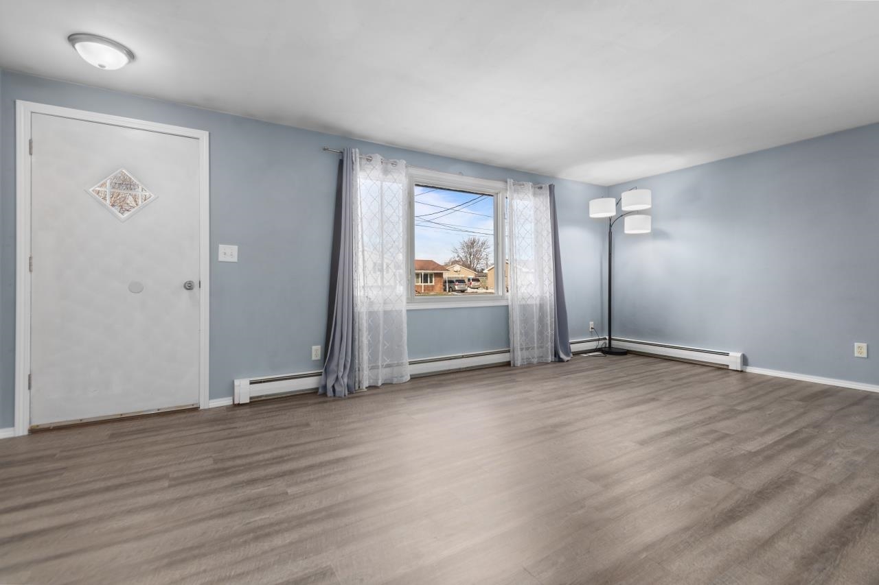 1117 Alva Street Menasha, WI 54952 - Photo 3 of 43